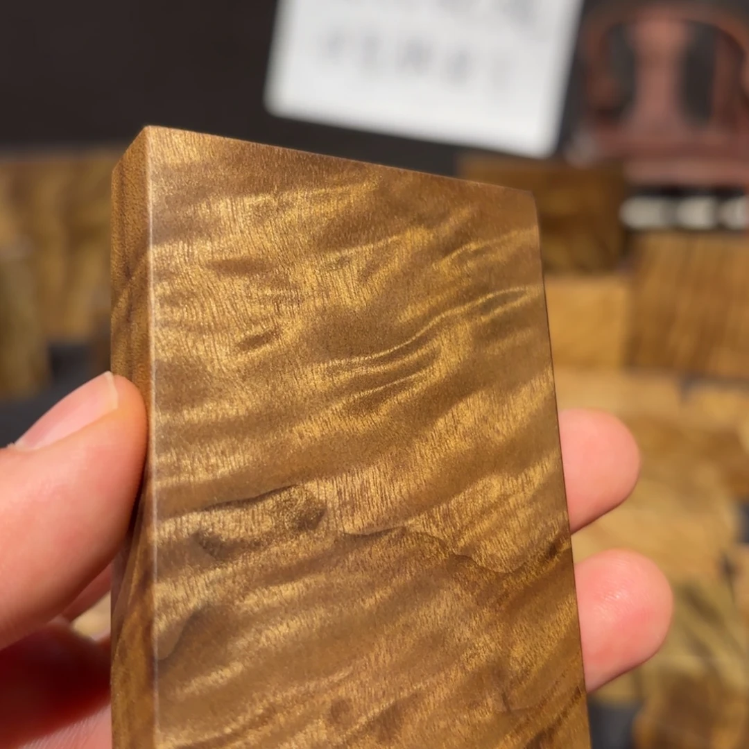 @***仔金丝楠木无事牌材料