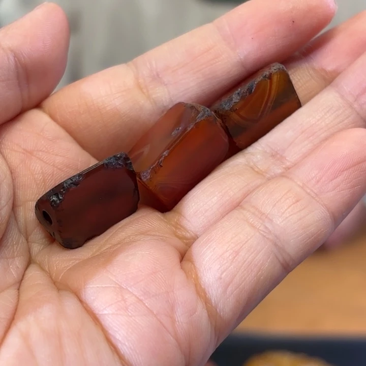 玛瑙/玉髓颈饰未镶嵌