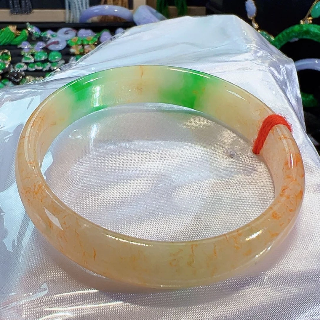 福***雨翡翠手镯未镶嵌签收后24小时鉴赏期