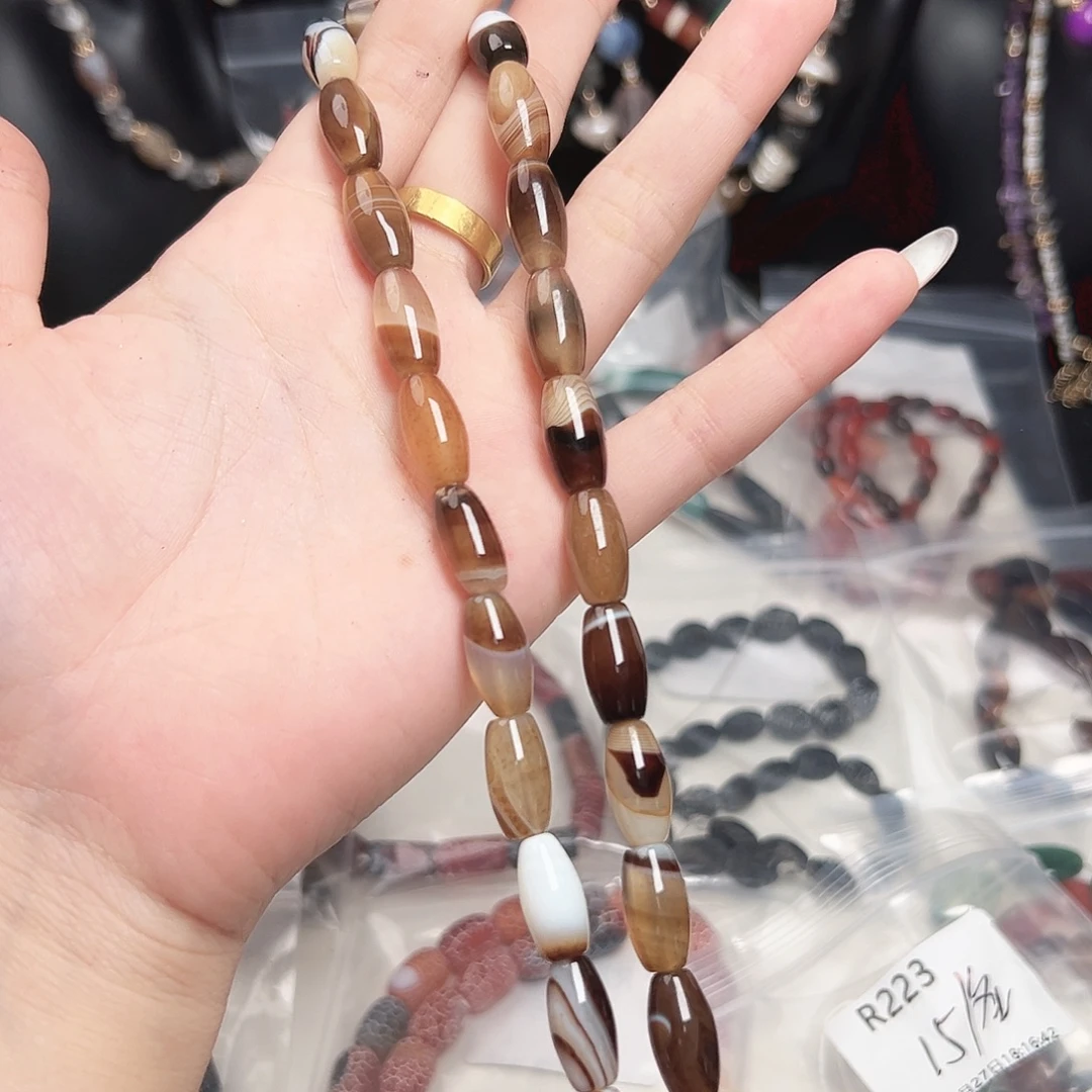 玛瑙/玉髓未镶嵌珠宝半成品l696 蚕丝奶白一条