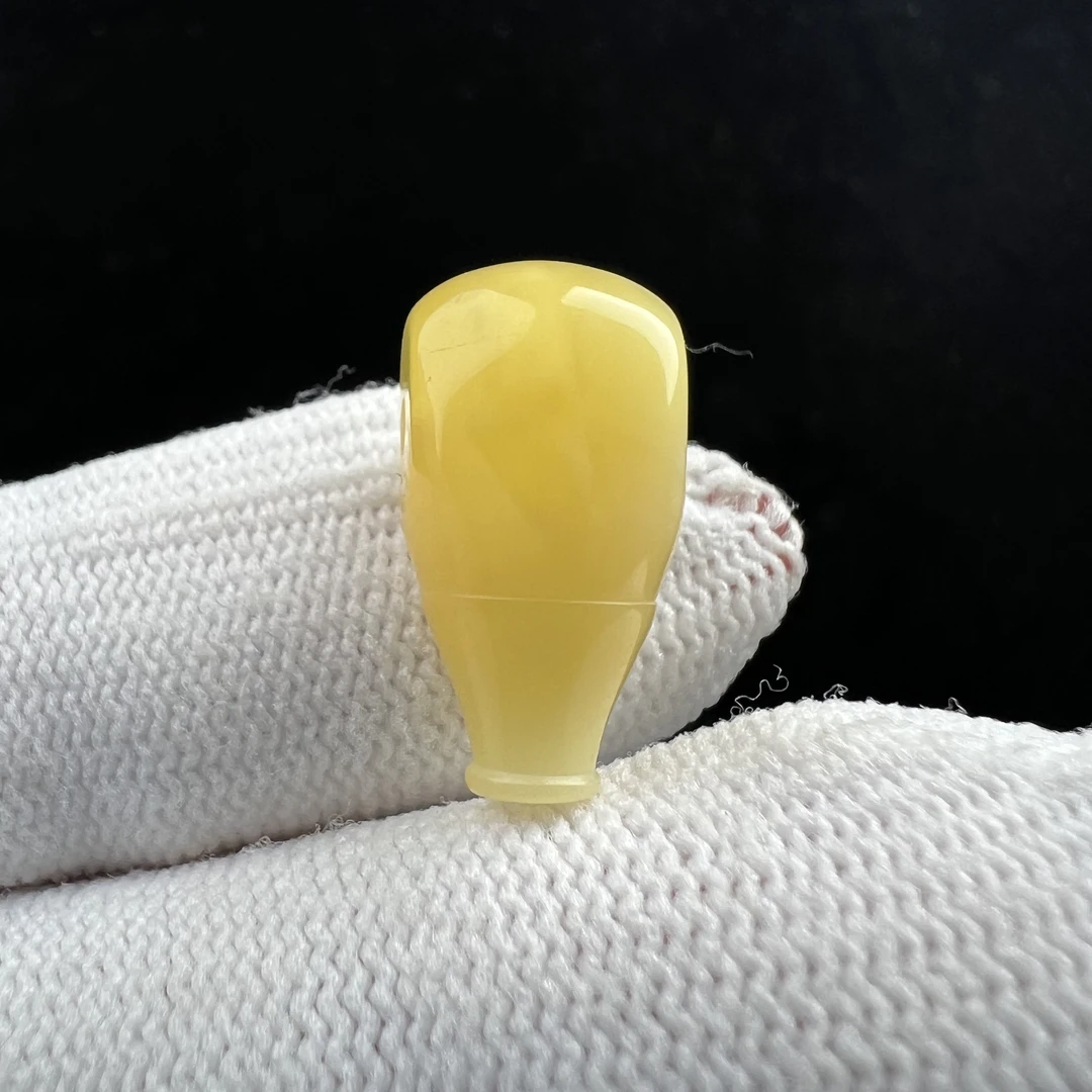 Z1867天然蜜蜡 原矿三通尺寸：10*19.3mm