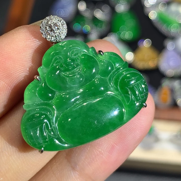 翡翠18K金镶嵌颈饰8、