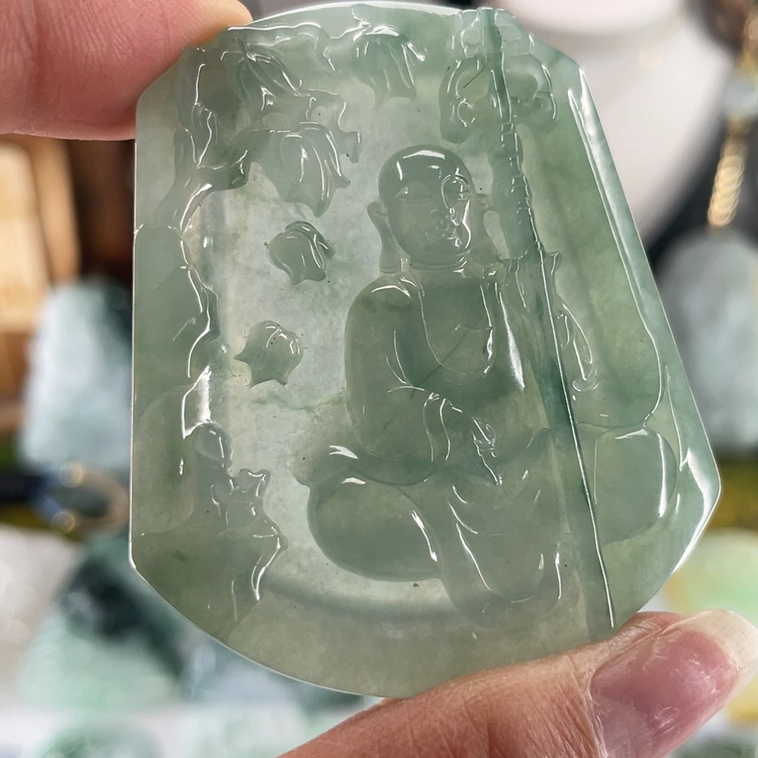 翡翠颈饰未镶嵌牌子