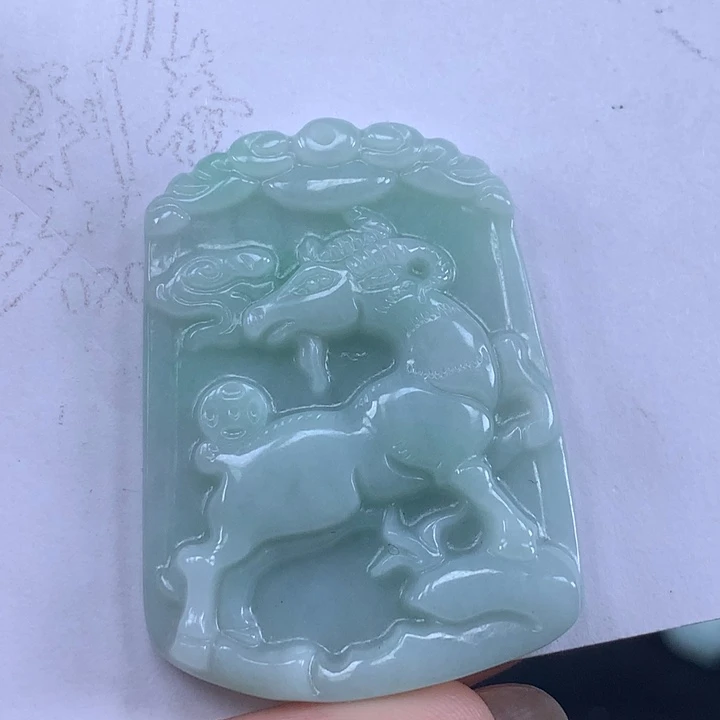 颈饰未镶嵌翡翠羊