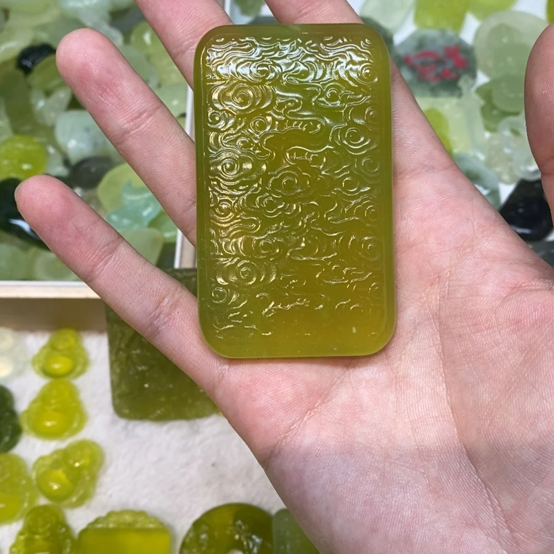 蟑***吃岫玉未镶嵌吊坠(不含链)