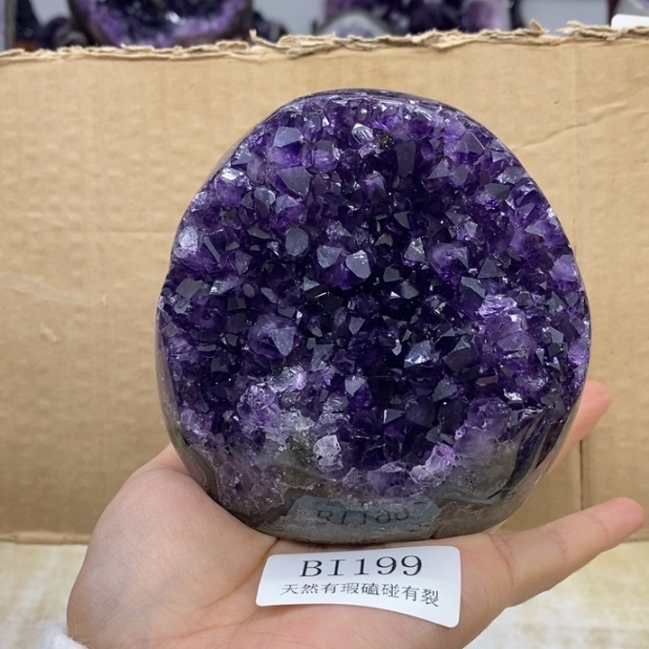 水晶未镶嵌大型摆件（非配饰）