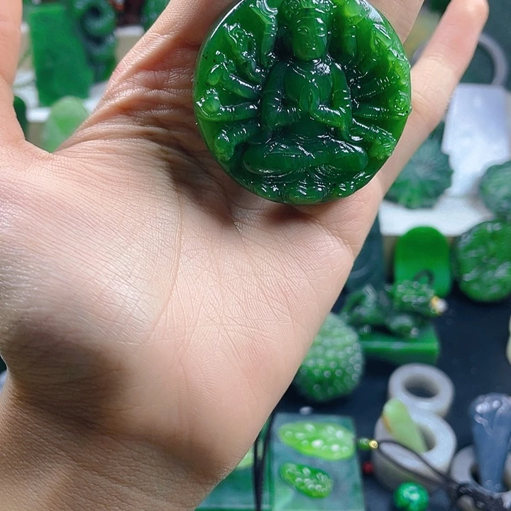 和田玉未镶嵌挂件