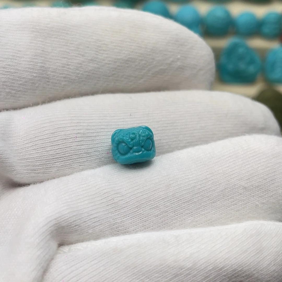 绿松石未镶嵌颈饰卡9.6-7.8