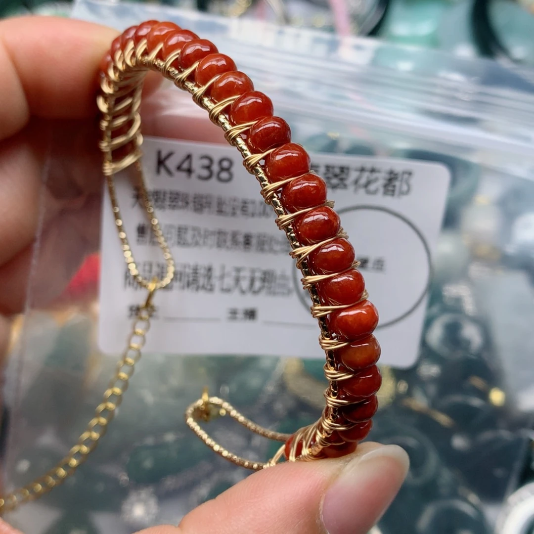 翡翠颈饰未镶嵌手串