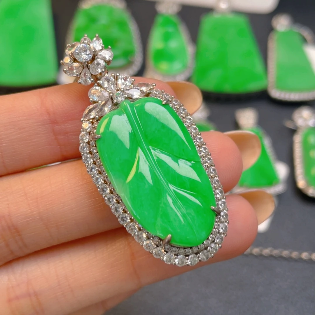 翡翠银S925镶嵌颈饰