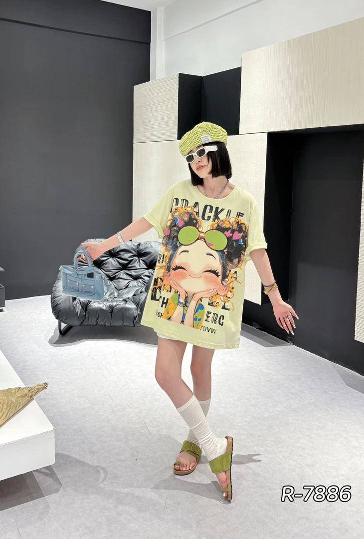 新款时尚潮流美式休闲卡通小女孩印花甜美短袖宽松显瘦百搭7886