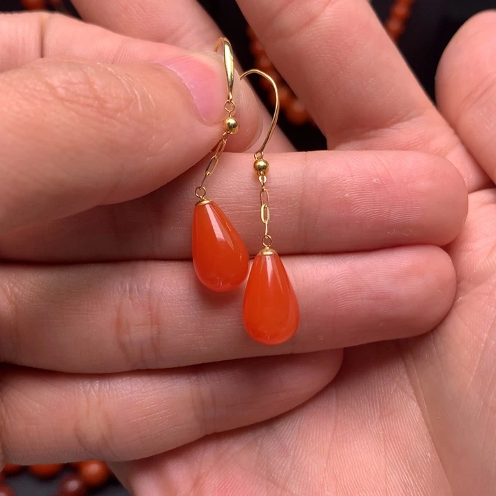 南红玛瑙耳钉18K金镶嵌多样性发一件