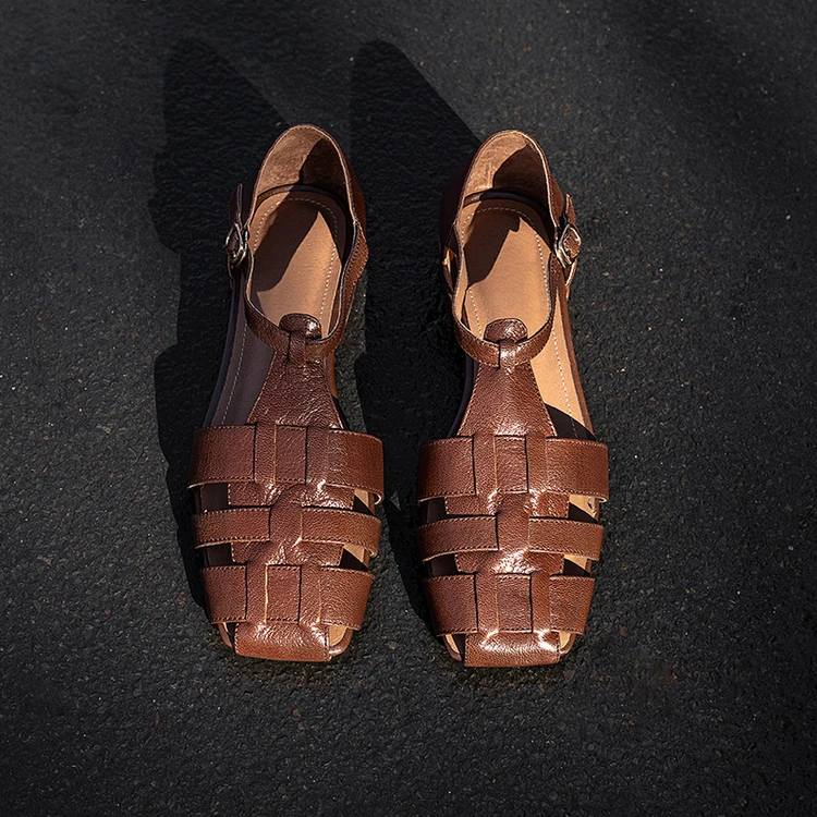 夏季新款方头罗马鞋女士时尚镂空凉鞋韩版学院风平底外穿休闲百搭