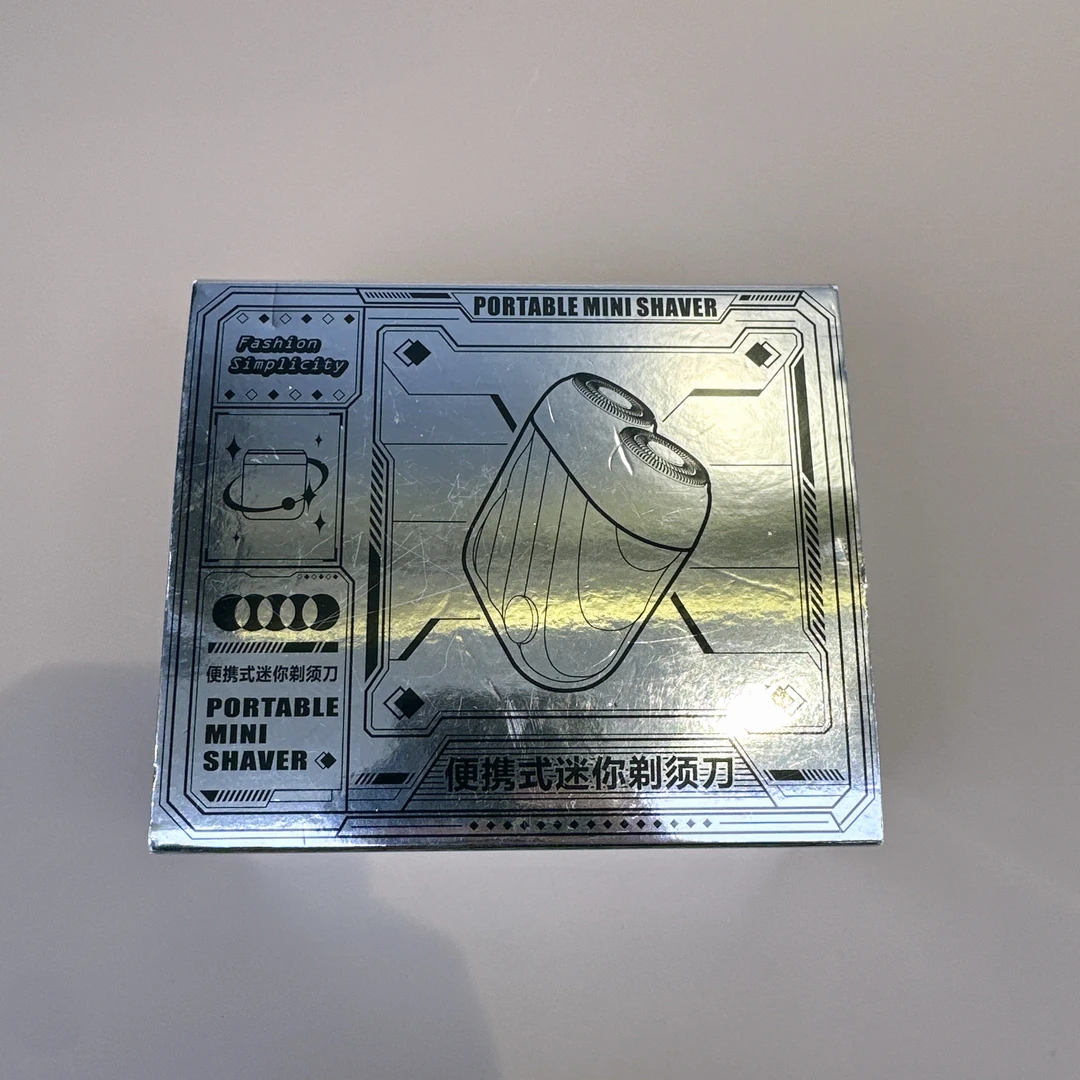 未拆封  直播展示样品，备用剃须刀