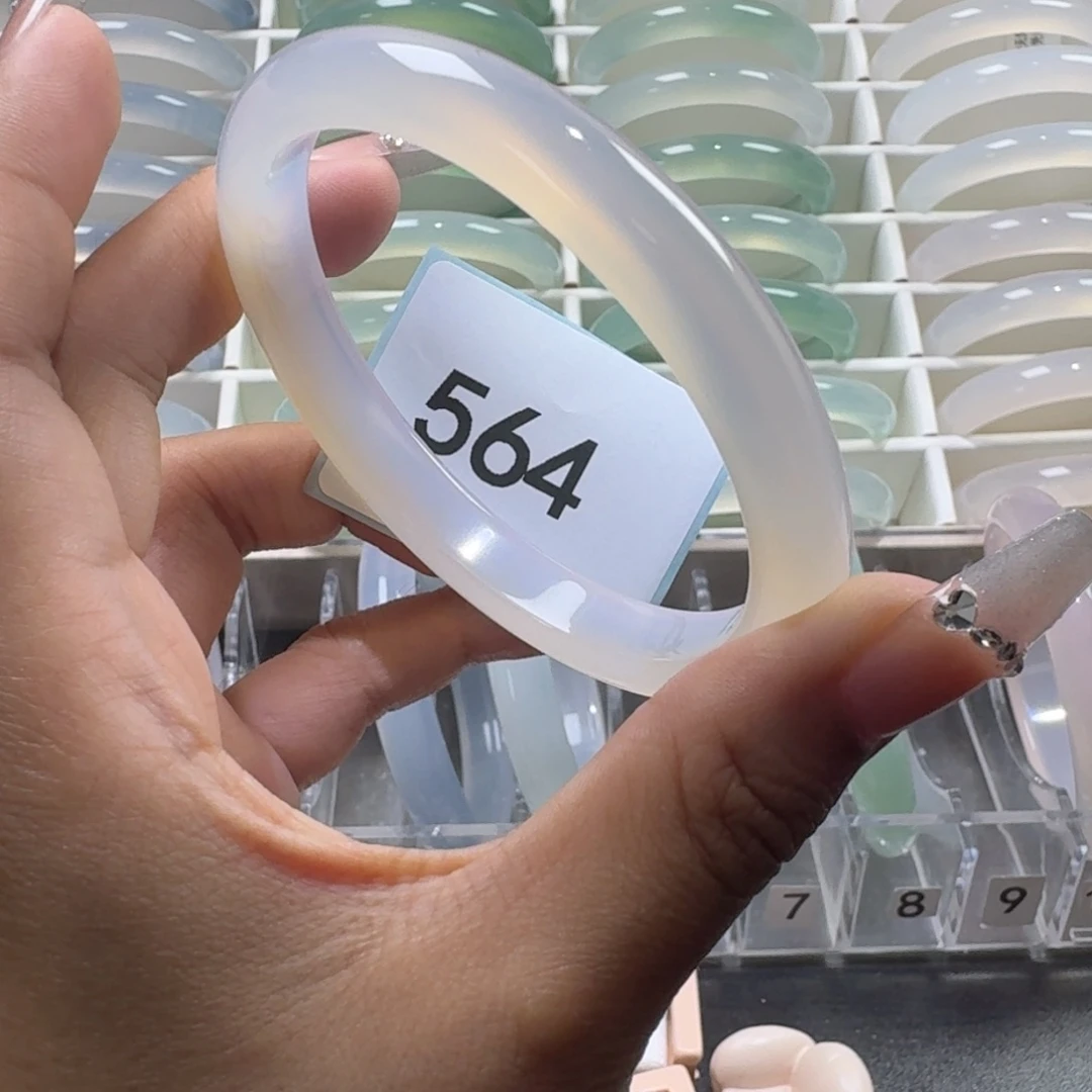 玛瑙/玉髓手镯未镶嵌564