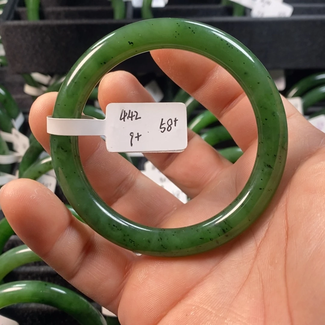 和田玉（碧玉）未镶嵌手镯58