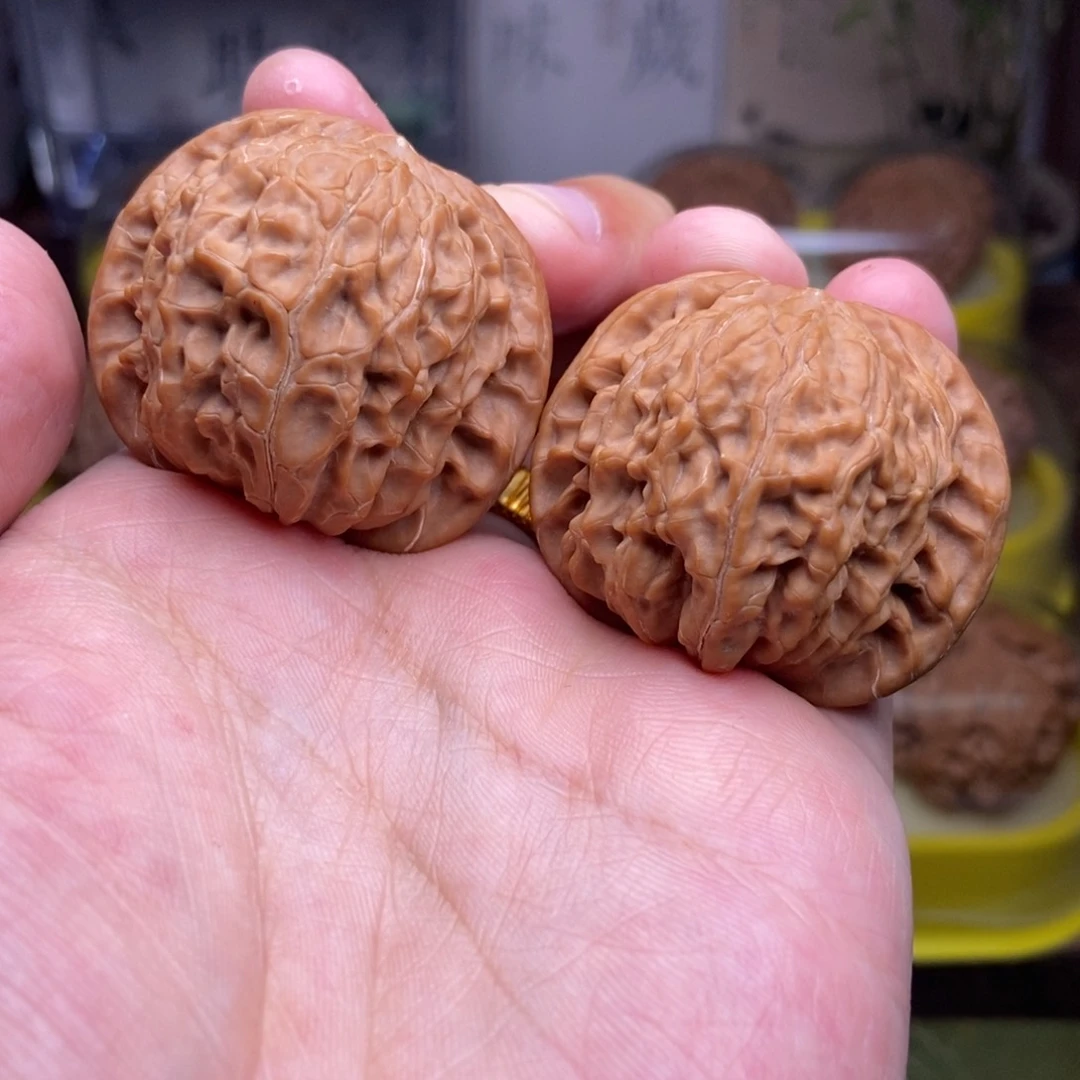 文玩核桃吊坠全品40尺磨盘红皮山地912