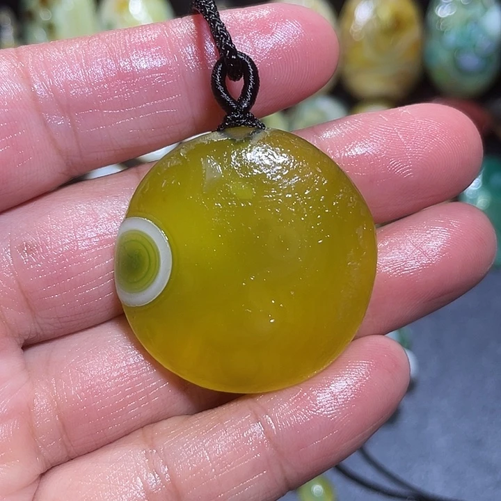 玛瑙/玉髓未镶嵌珠宝奇石