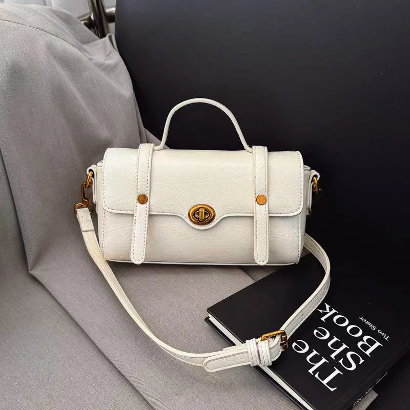 新款轻奢百搭高级感气质时尚斜挎女士包18059米白