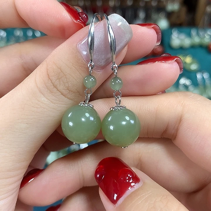 和田玉银S925镶嵌耳饰天然卡12mm左右绿晴水