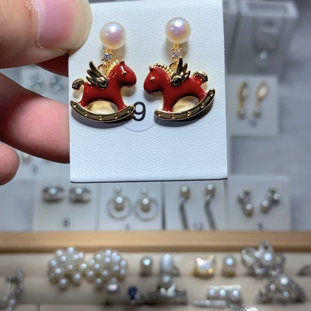 银S925镶嵌淡水珍珠耳饰