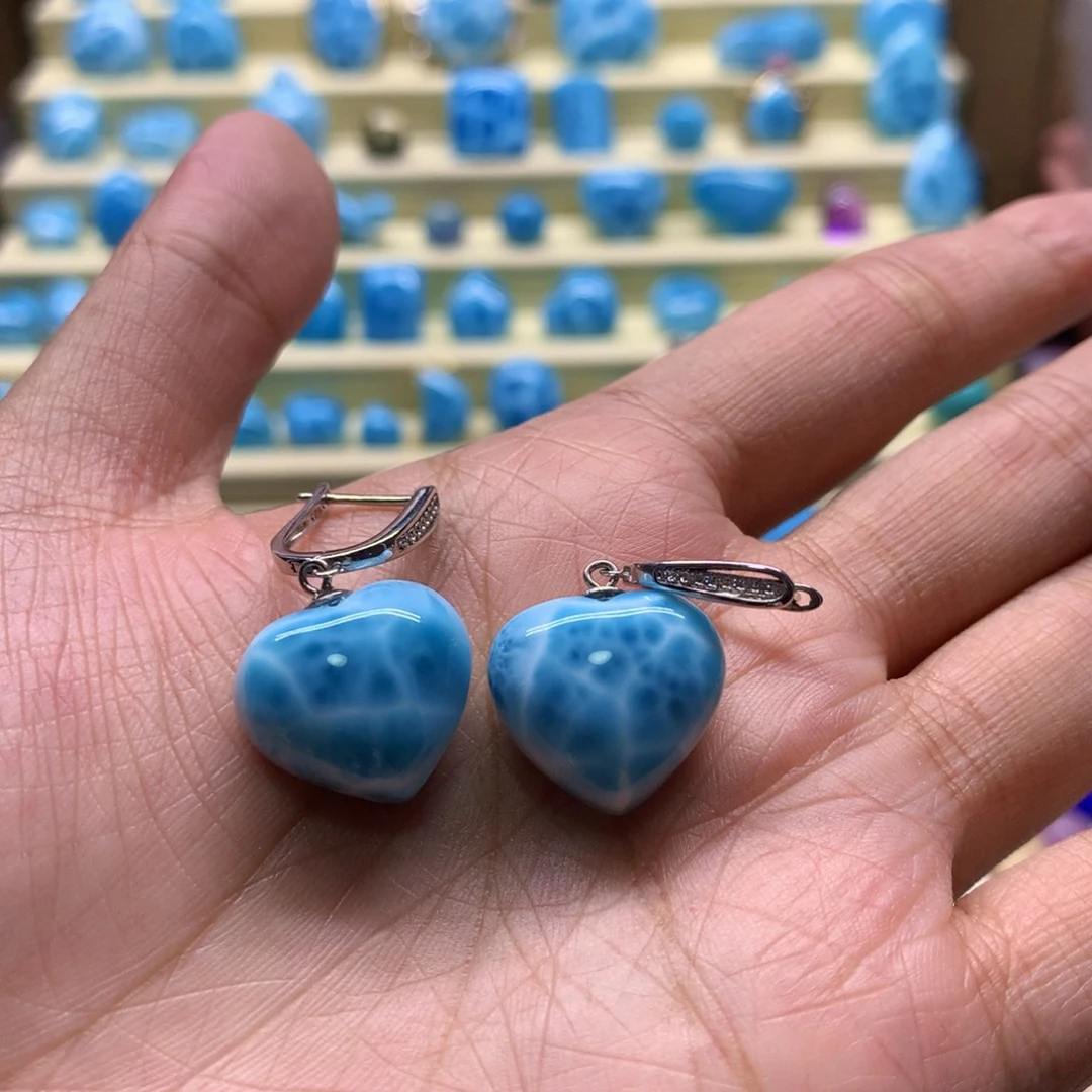 针钠钙石（海纹石）未镶嵌珠宝半成品