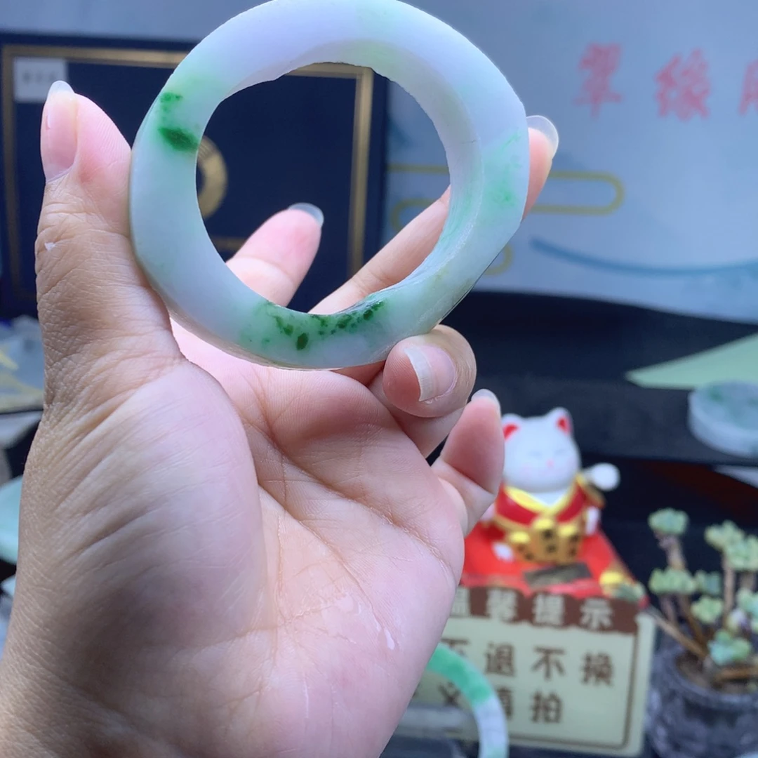 定制翡翠翡翠手镯未镶嵌