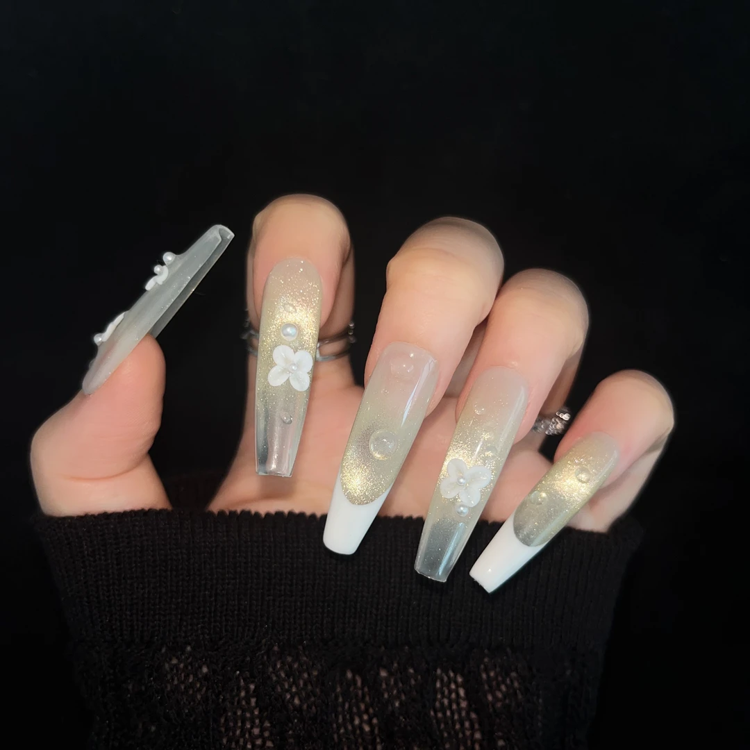 C31406时尚清新纯欲高级感成品穿戴式手工美甲贴片气质