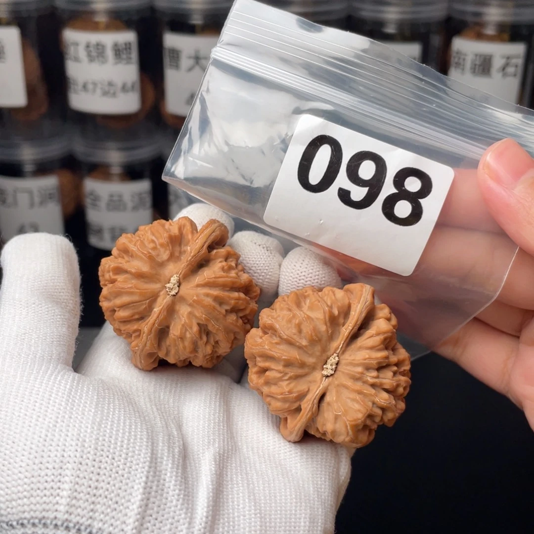 风***尘把件文玩核桃45粗筋