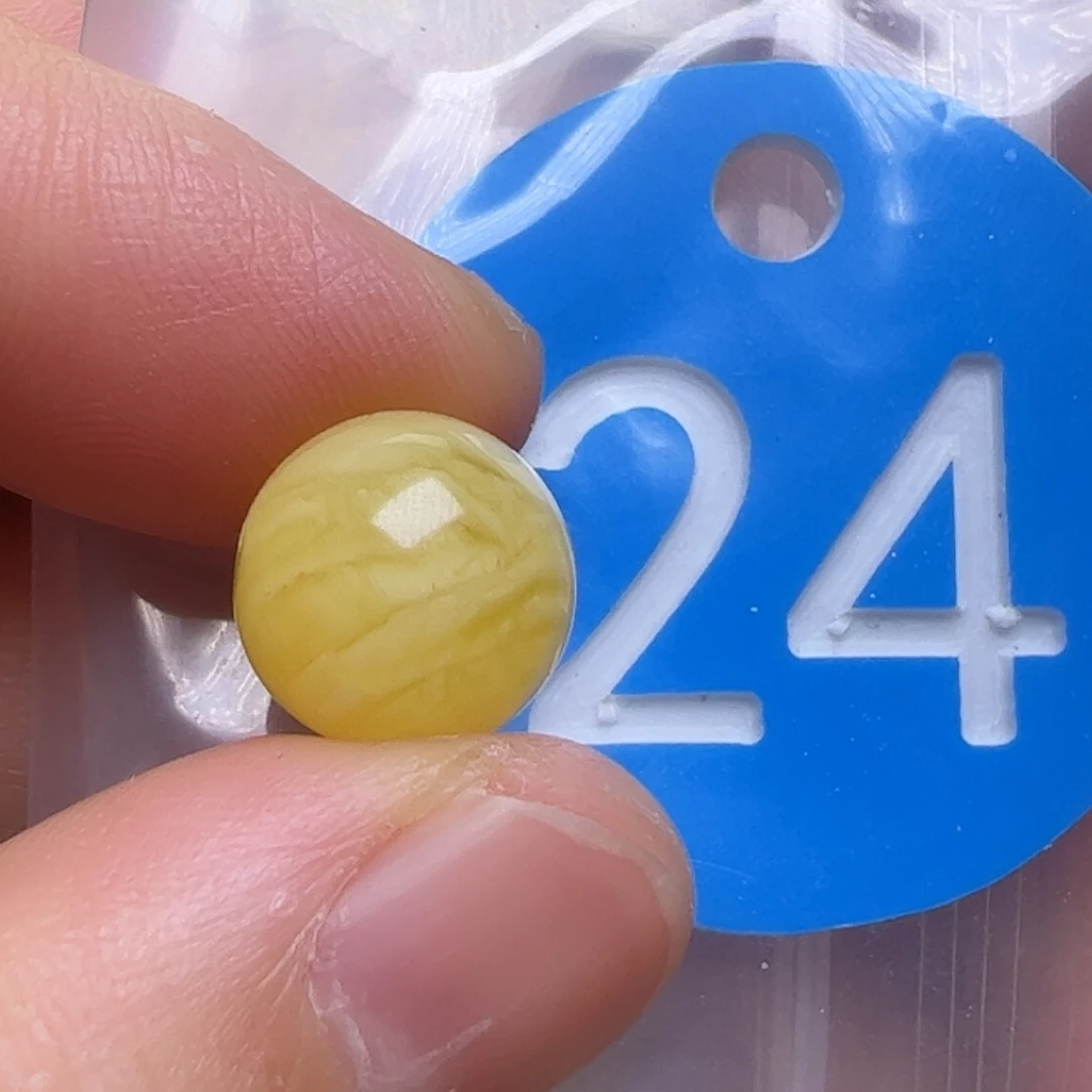 蜜蜡未镶嵌珠宝奇石11m m