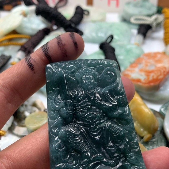 颈饰未镶嵌翡翠保真天然a货翡翠