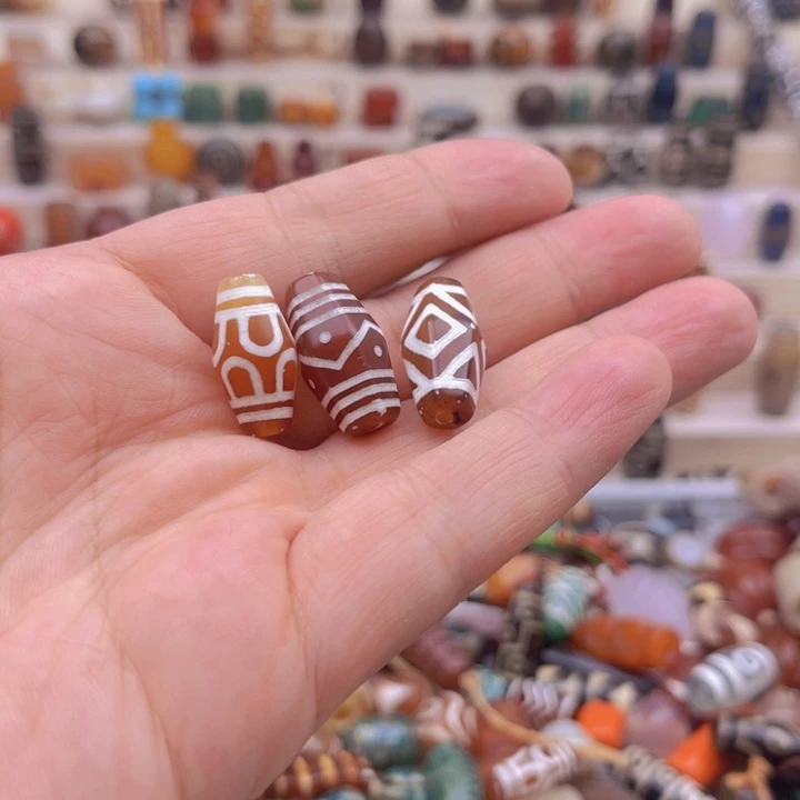 合金颈饰玛瑙/玉髓
