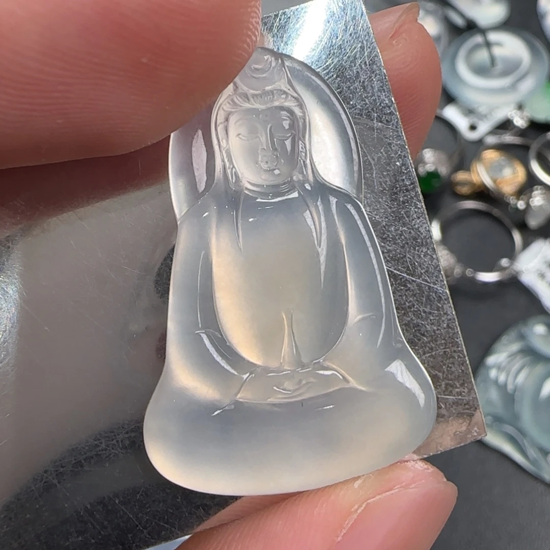 七***姐翡翠未镶嵌颈饰
