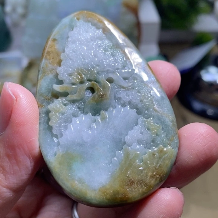 【闪购商品】颈饰未镶嵌翡翠山水