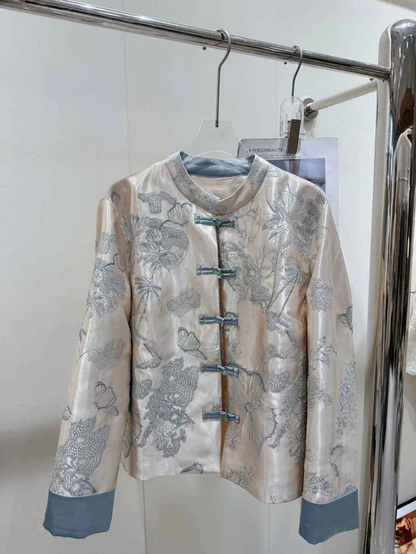 2025春新中式国风复古气质盘扣宋锦提花外套