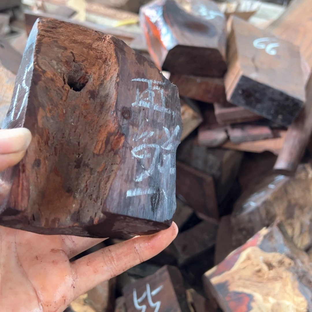 交趾黄檀（大红酸枝）再**楼