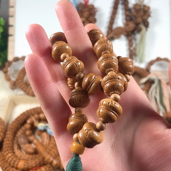 爱***呢核桃木/黑胡桃（胡桃木）