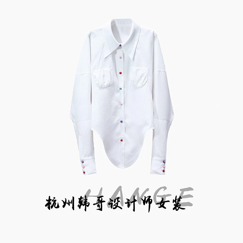 【韩哥女装】《霓裳羽衣舞》象牙白七彩扣蝙蝠袖衬衫5909