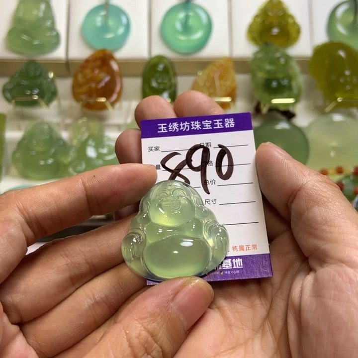 【闪购商品】蛇纹石玉未镶嵌颈饰づ***