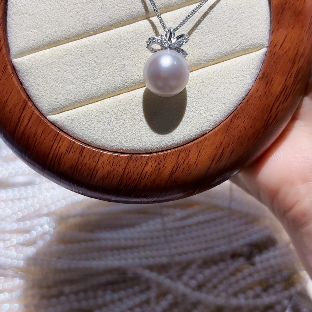 颈饰银S925镶嵌淡水珍珠