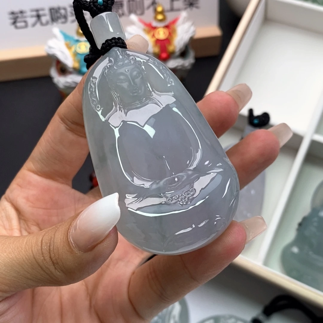 天***星颈饰未镶嵌翡翠翡翠
