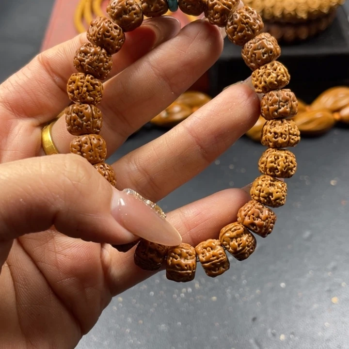 吊坠猴头核桃橄榄核