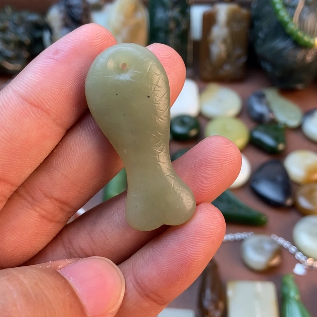 和田玉未镶嵌挂件