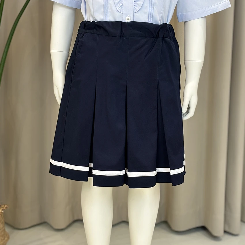 银湖路小学纱卡百褶裙