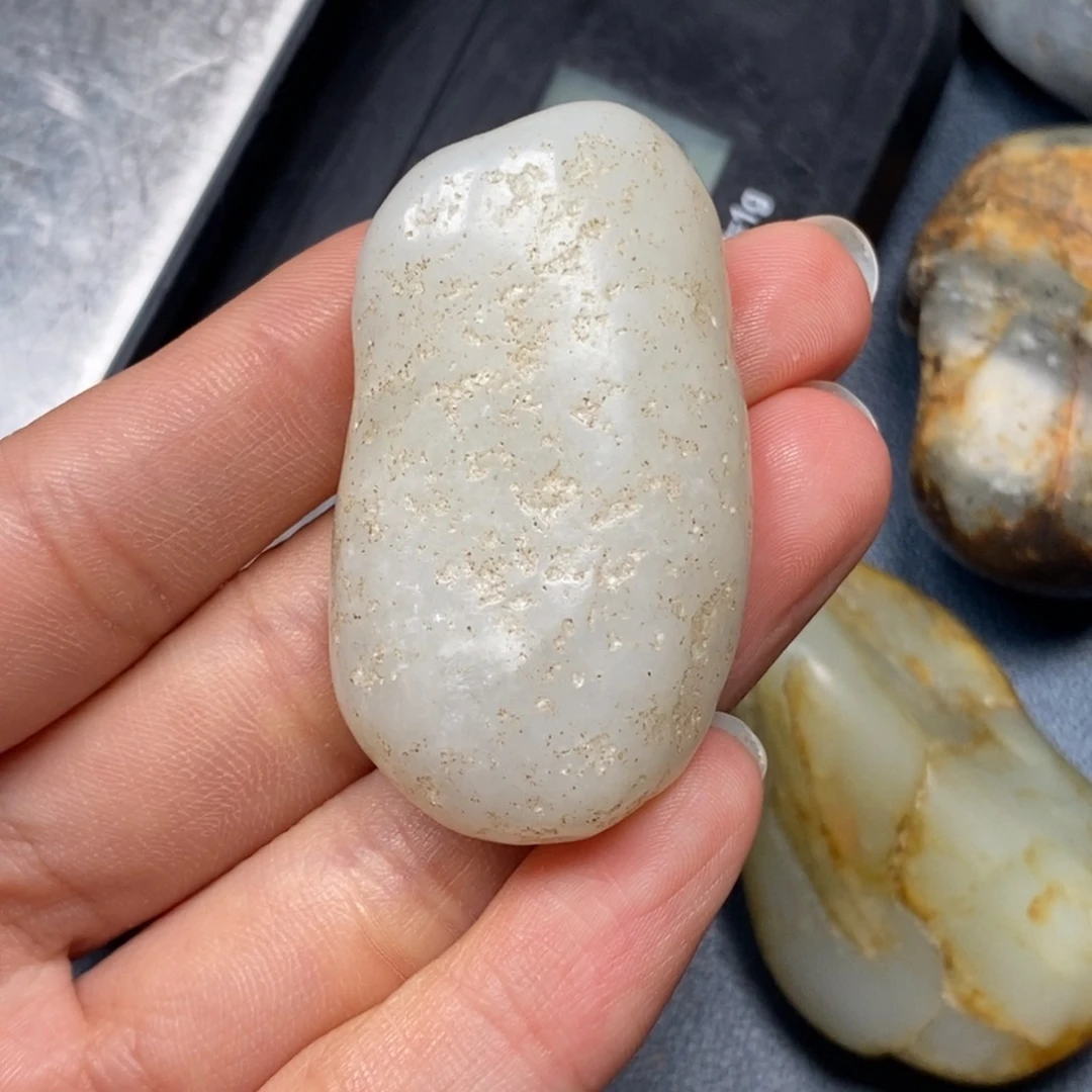 和田玉（糖玉）未镶嵌挂件