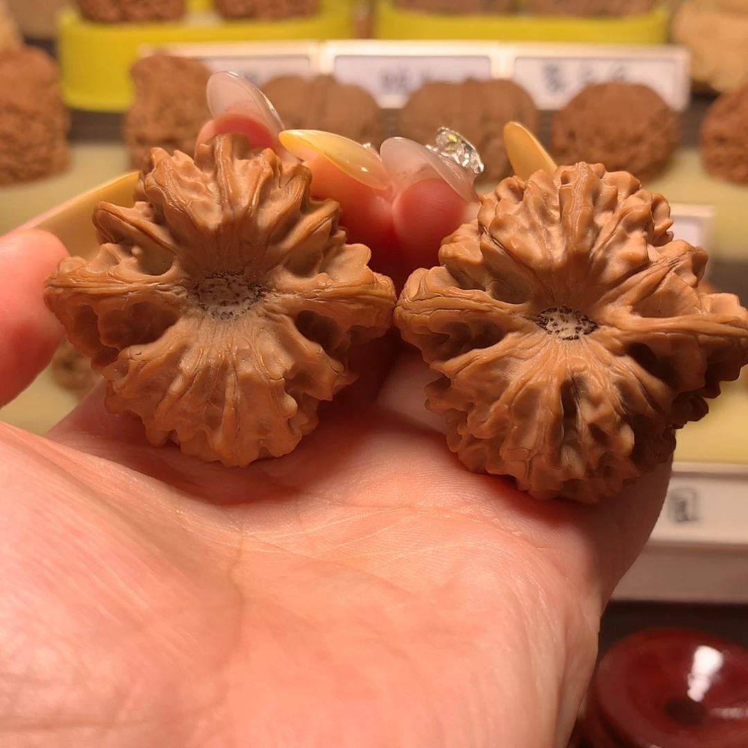 吊坠文玩核桃深凹底龙门涧43