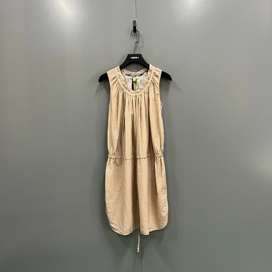 99新 BURBERRY/博柏利 tt5 碎花无袖连衣裙 34码 604797