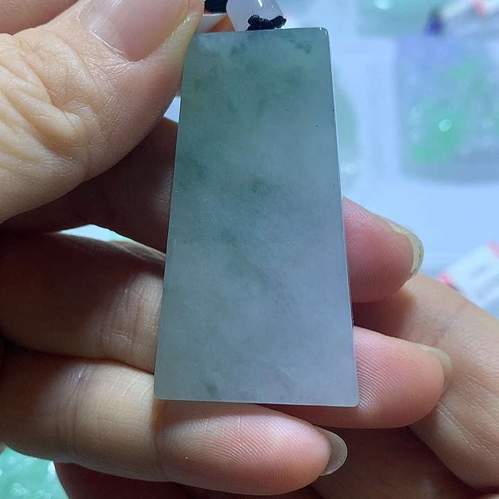 翡翠未镶嵌颈饰天然翡翠A货吊坠