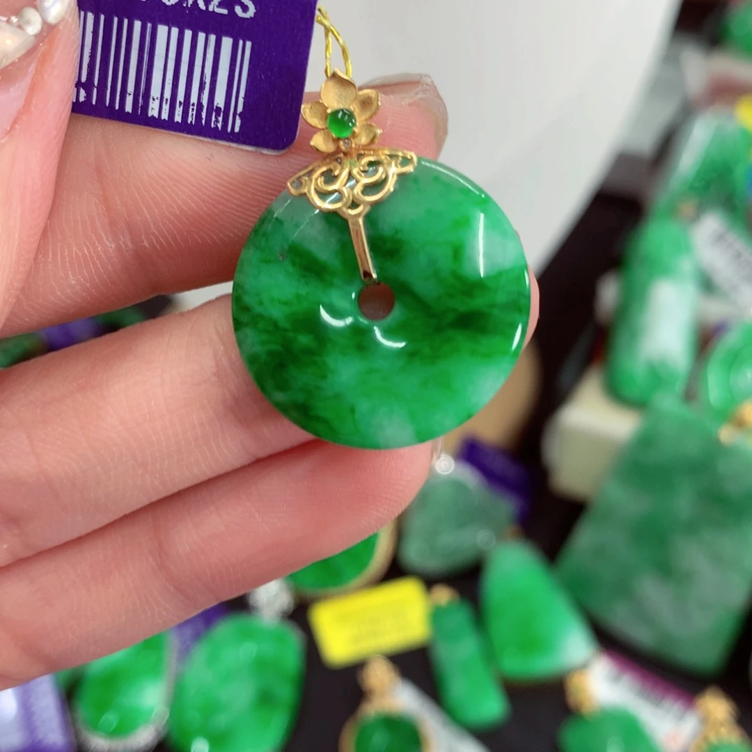 翡翠18K金镶嵌吊坠(不含链)