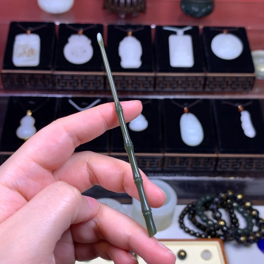 和田玉一细青玉 采耳勺未镶嵌